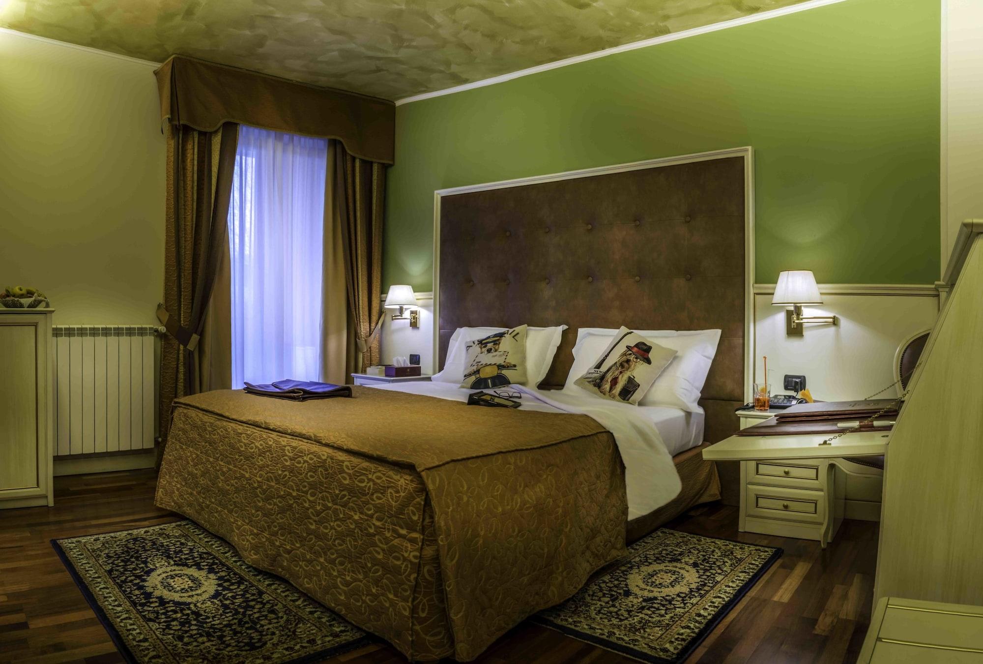 נוברה Hotel La Bussola מראה חיצוני תמונה